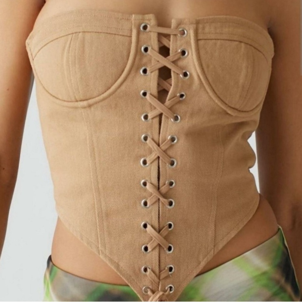 Lioness lace up corset crop top princess polly
